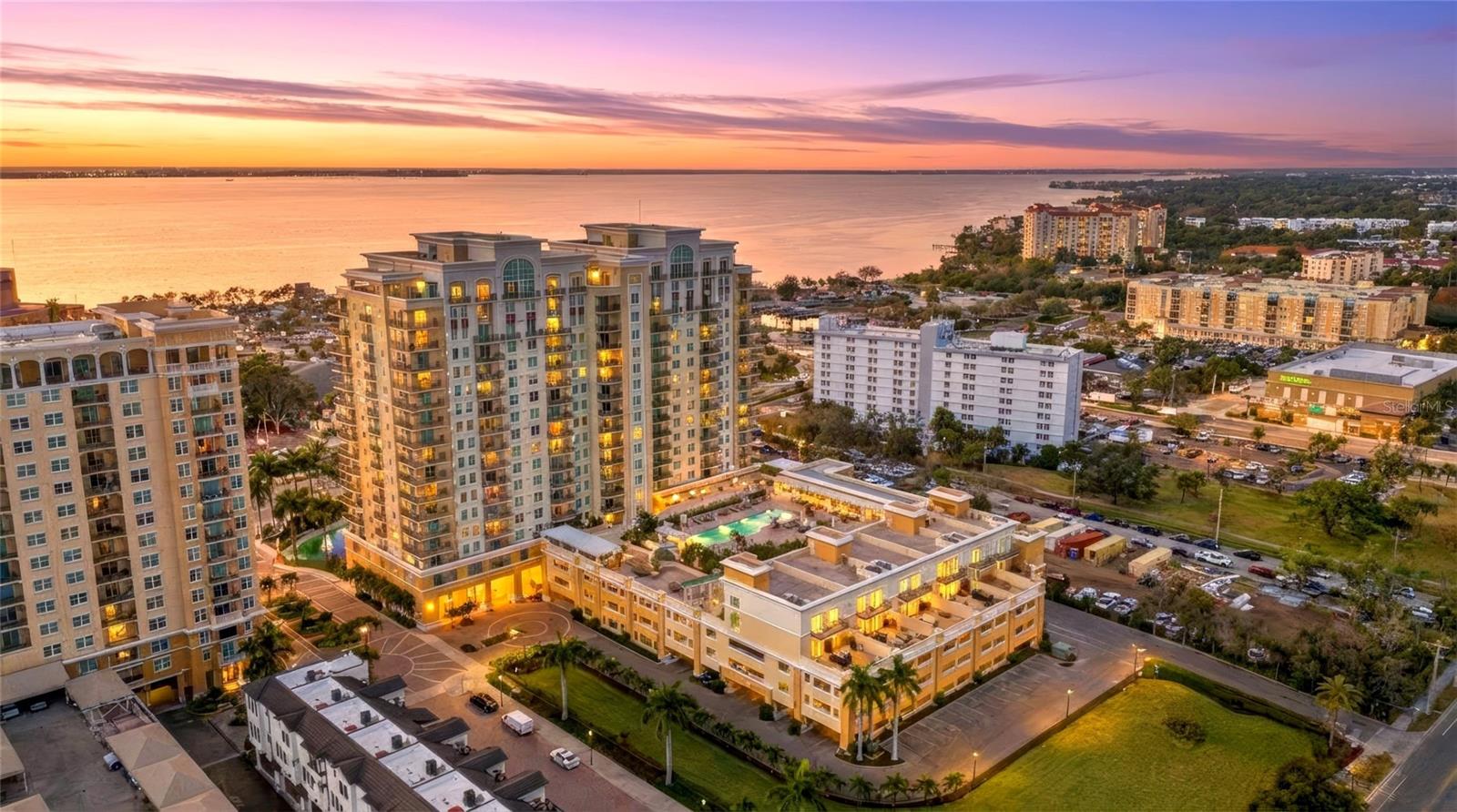 800 N Tamiami Trail 1512