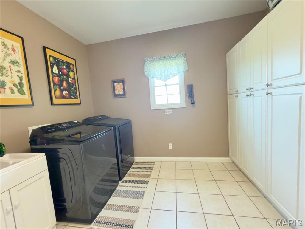 3501 N 72nd