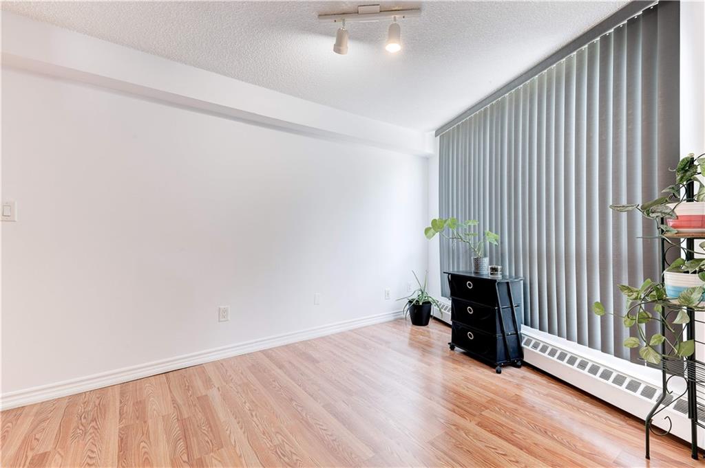 150 CHARLTON Avenue E 308