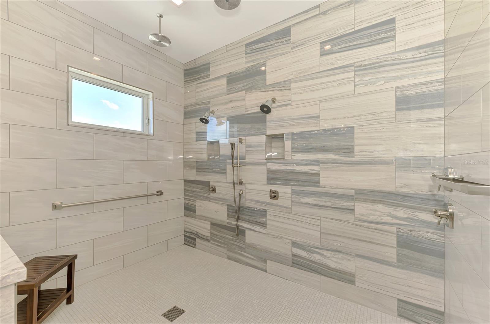 3051 Rivershore Lane