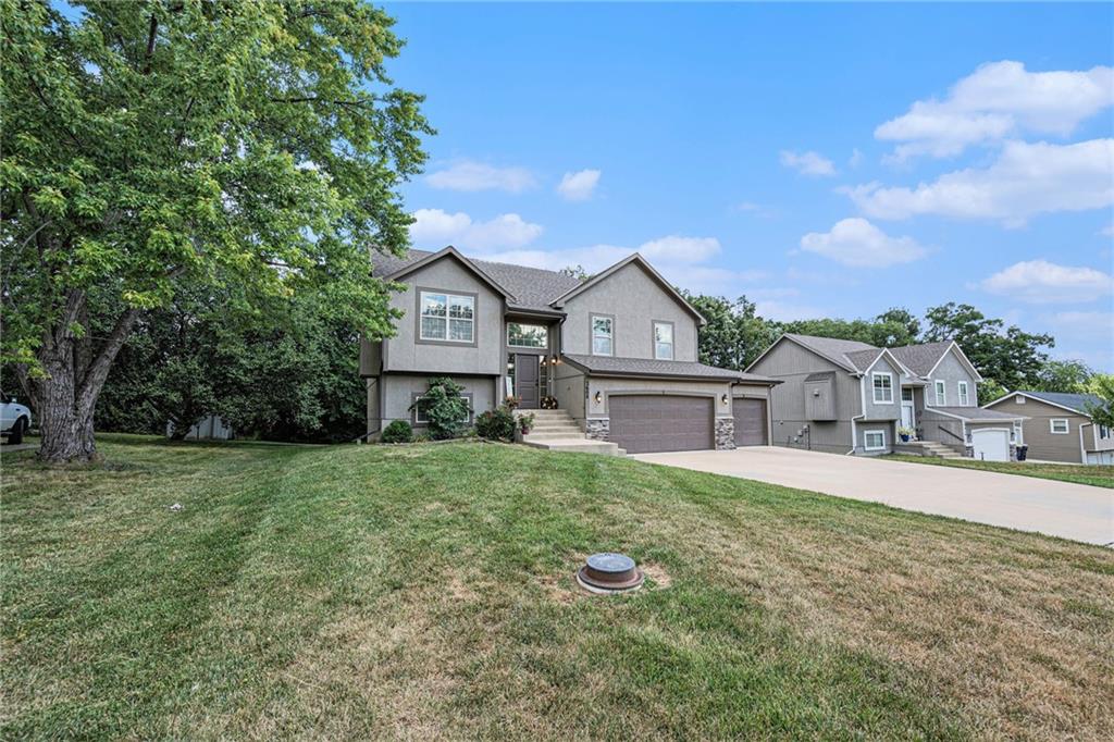 3608 NE 85th Terrace