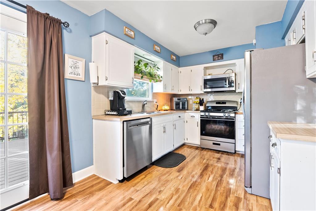 1705 SE Abbey Street