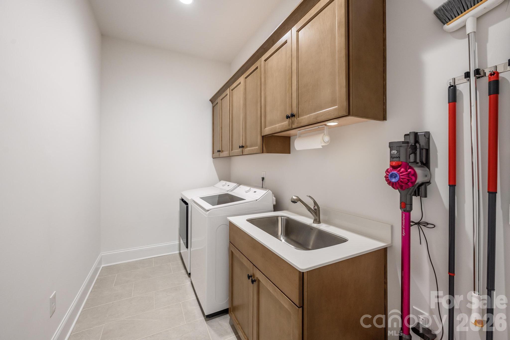 2411 Callaghan Court