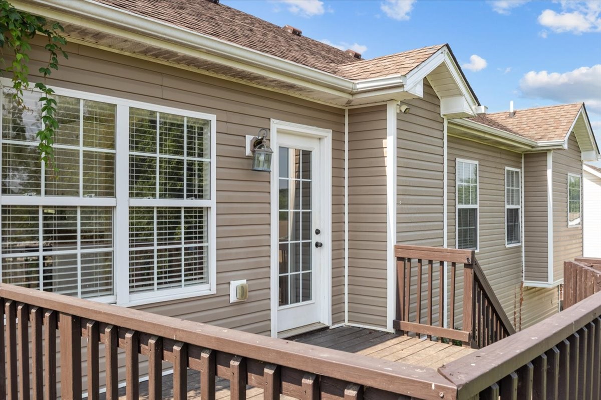 1613 Broad Cir