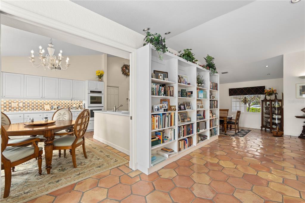 700 Old Compass Road