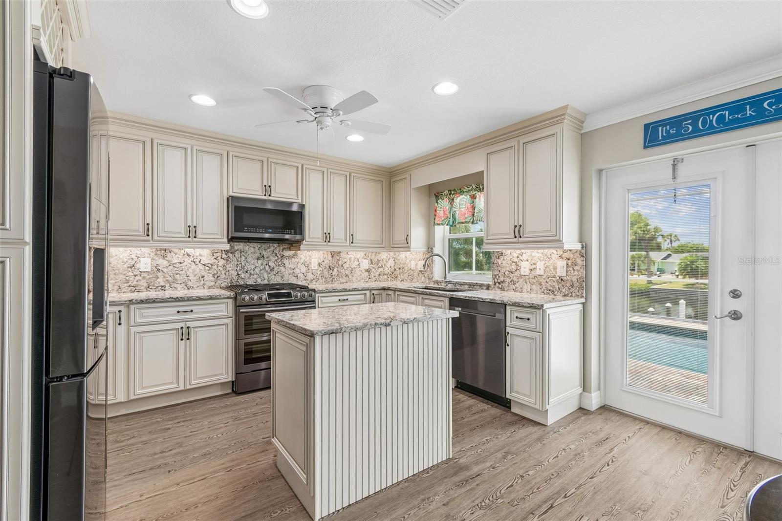 4462 Ewing Circle