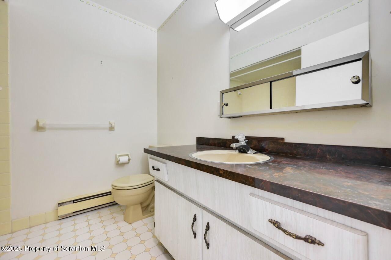 2 Crestmont Place