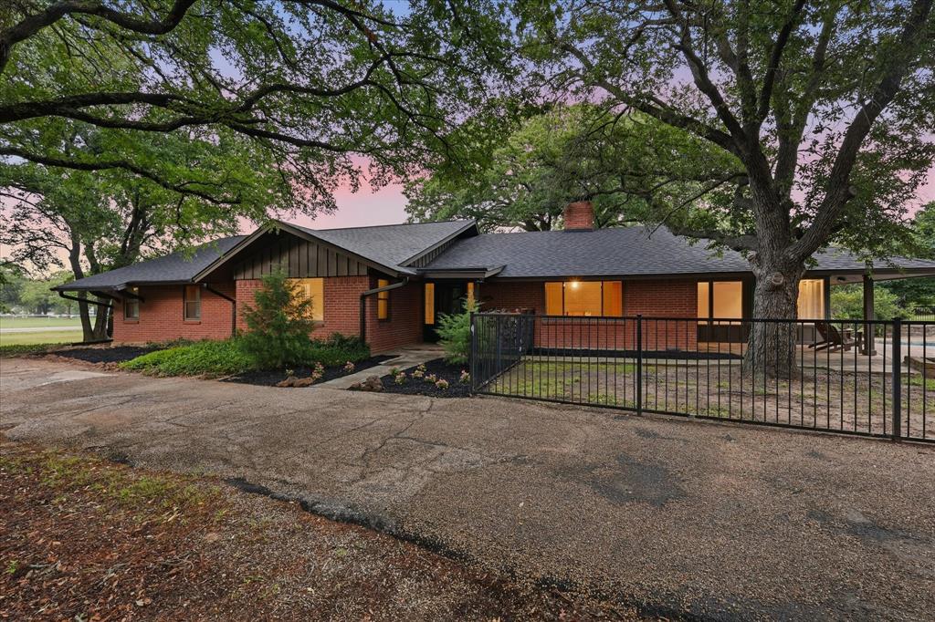 3694 Green Meadow Lane, Flower Mound, TX
