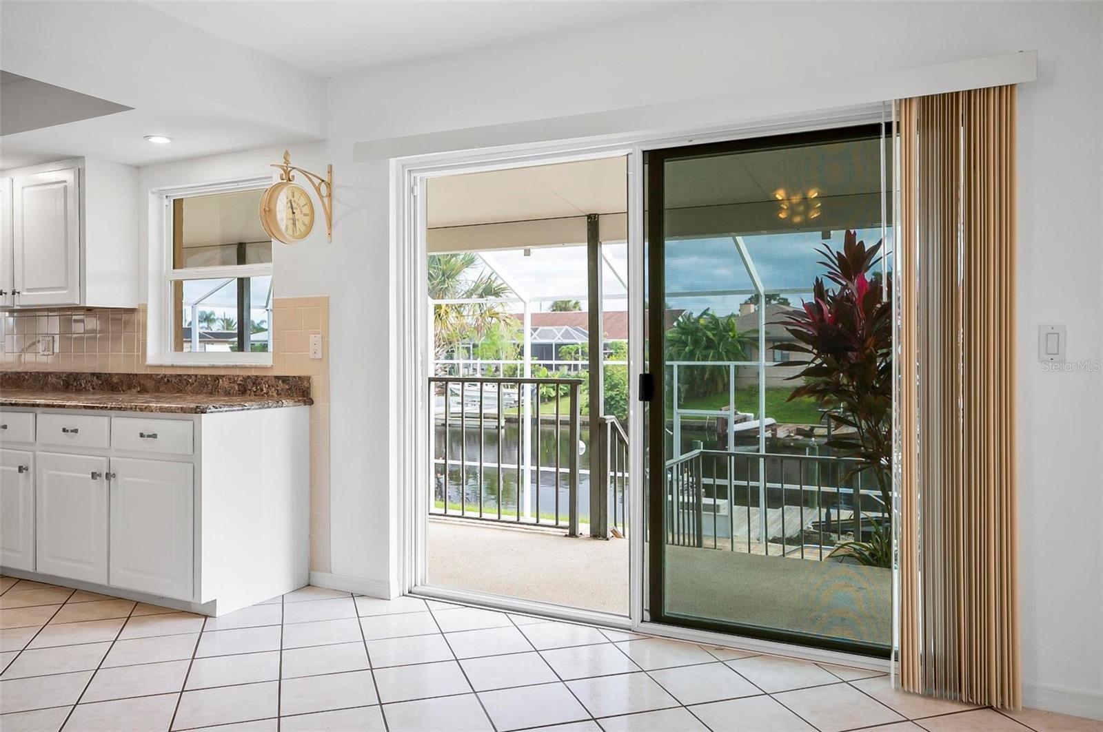 15 Clarendon Court S