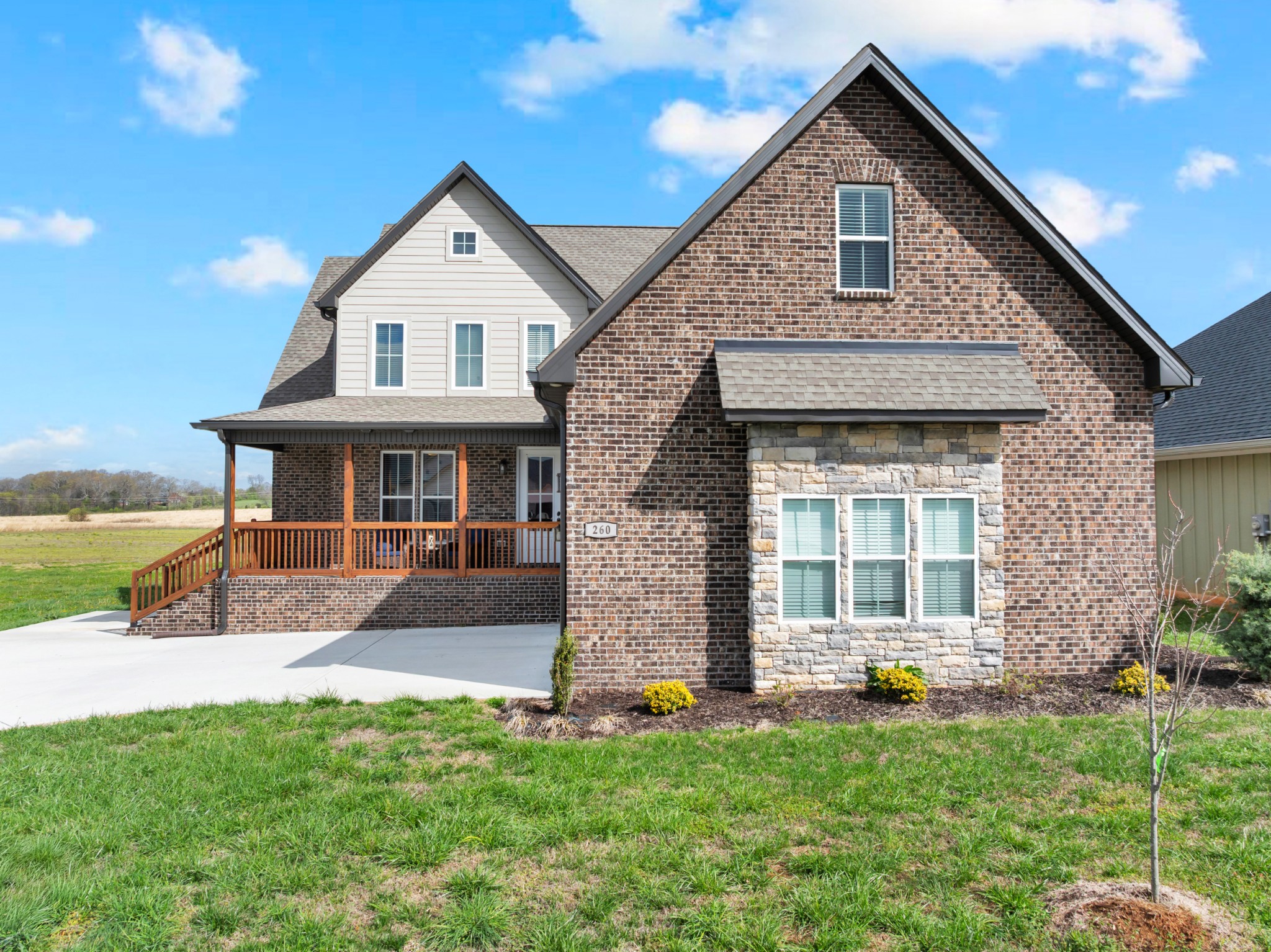 260 Lookout Dr — sold