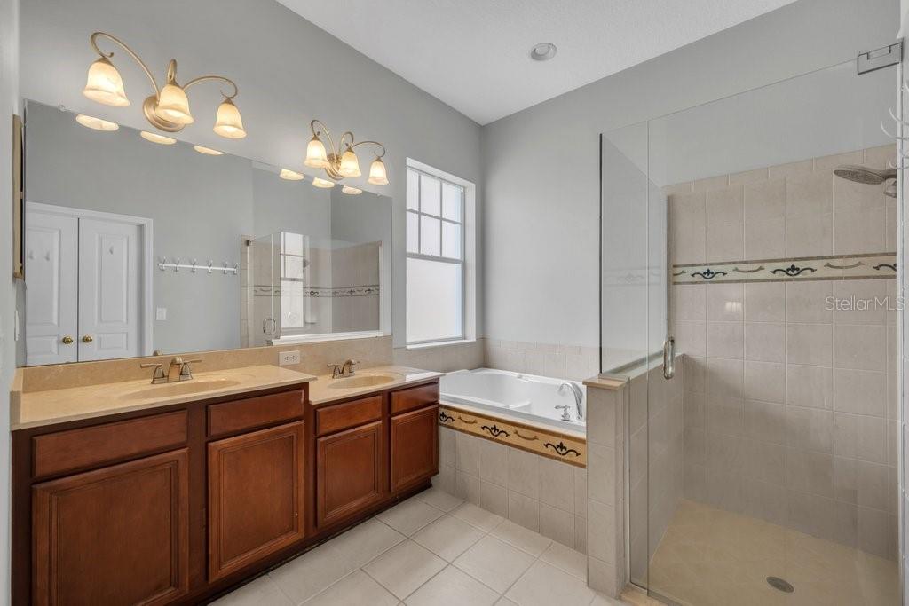 16007 Mulberrypark Circle