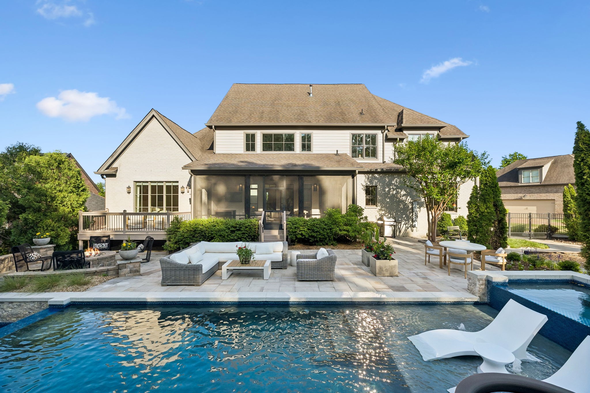 1823 Burland Crescent — sold