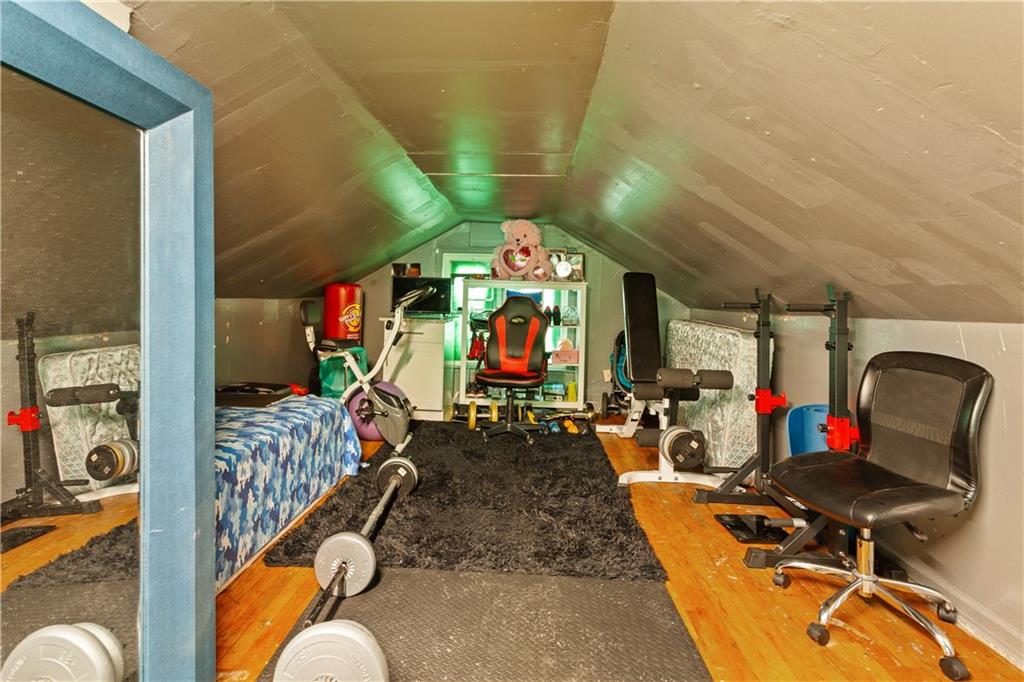 3225 Tauromee Avenue