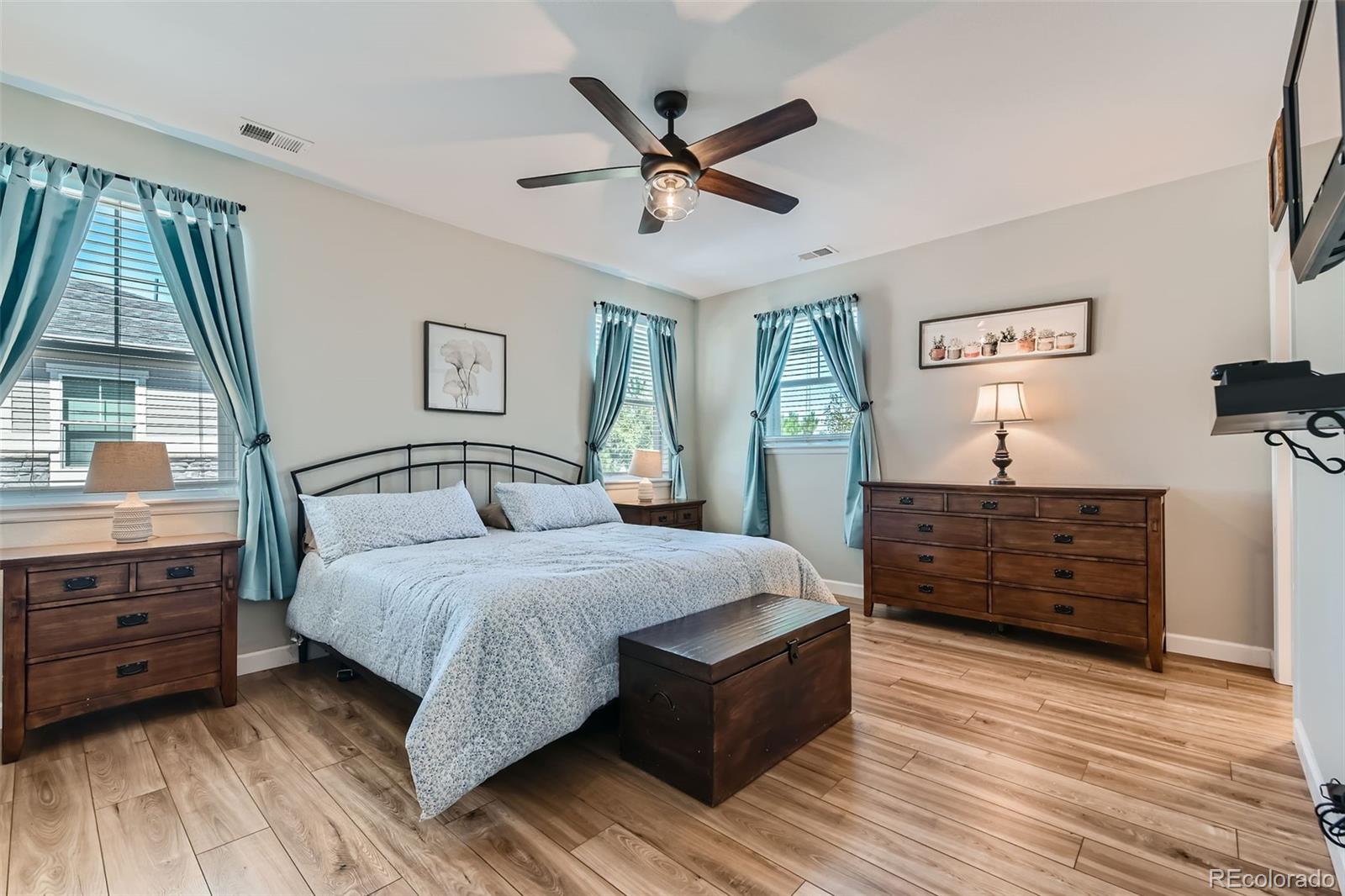 24867 E Calhoun Place C