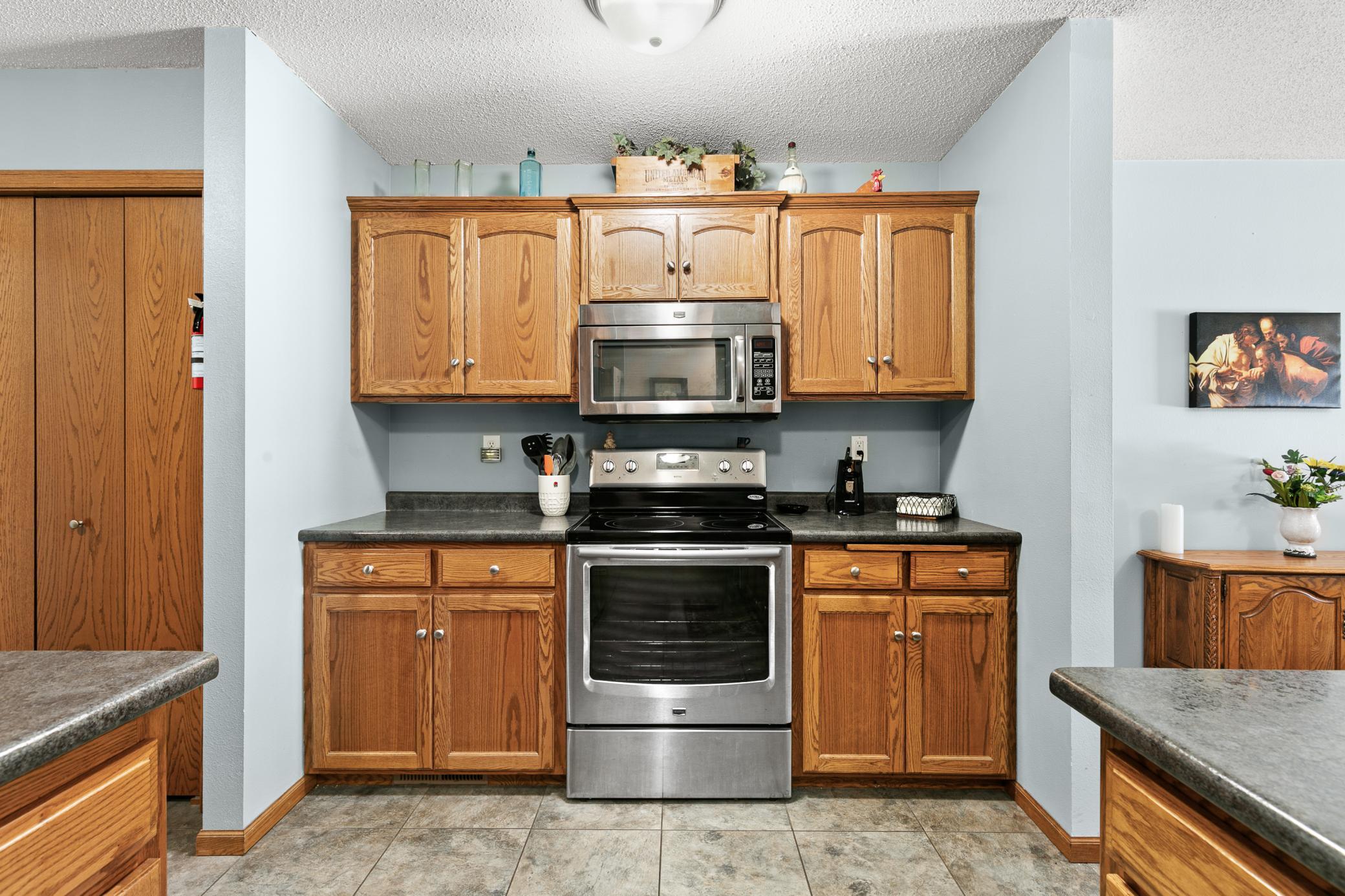 608 Graceview Drive