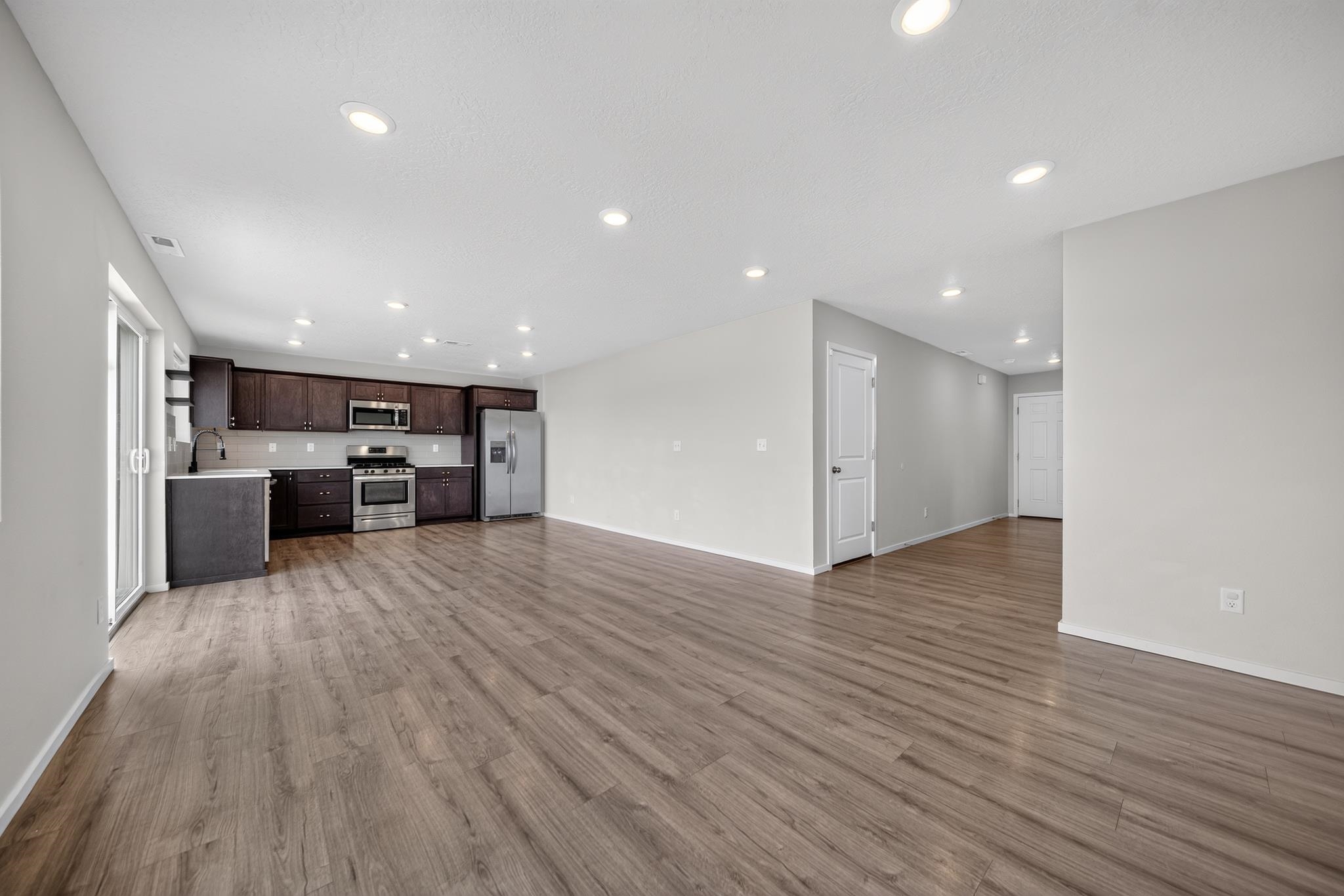 4440 W Bedford Ave