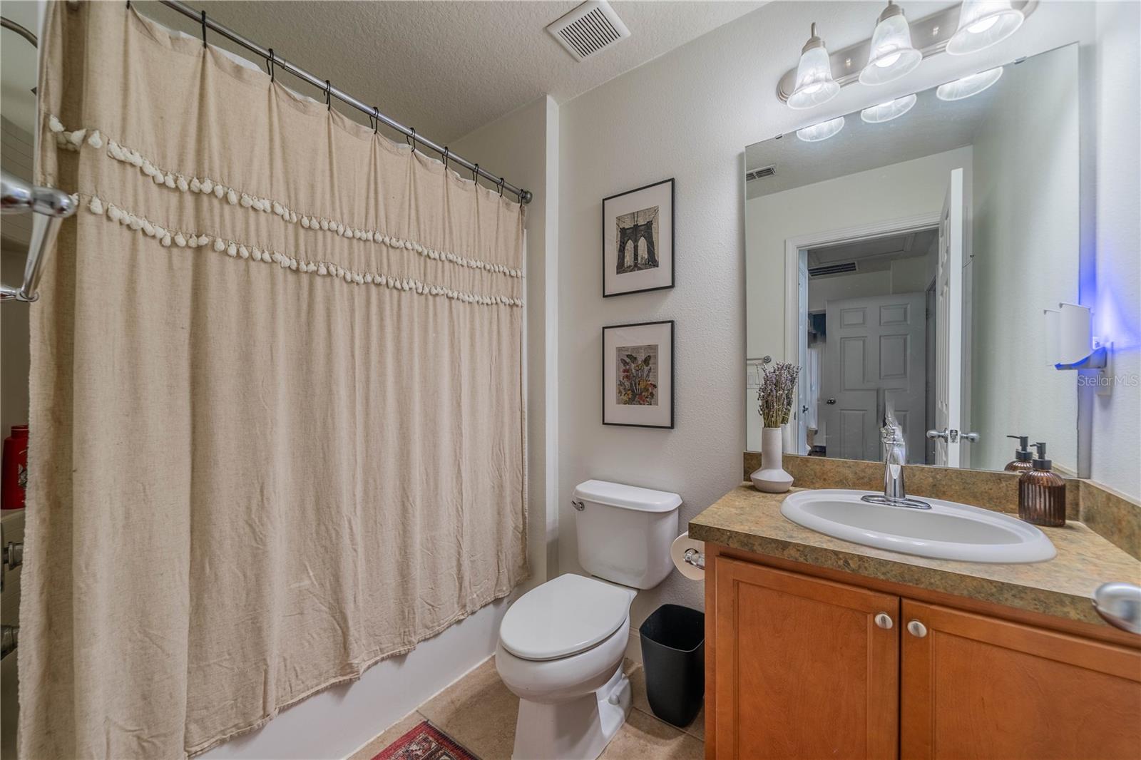 4621 Chatterton Way