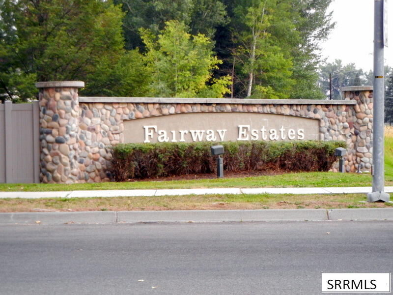 5525 Eaglewood Drive