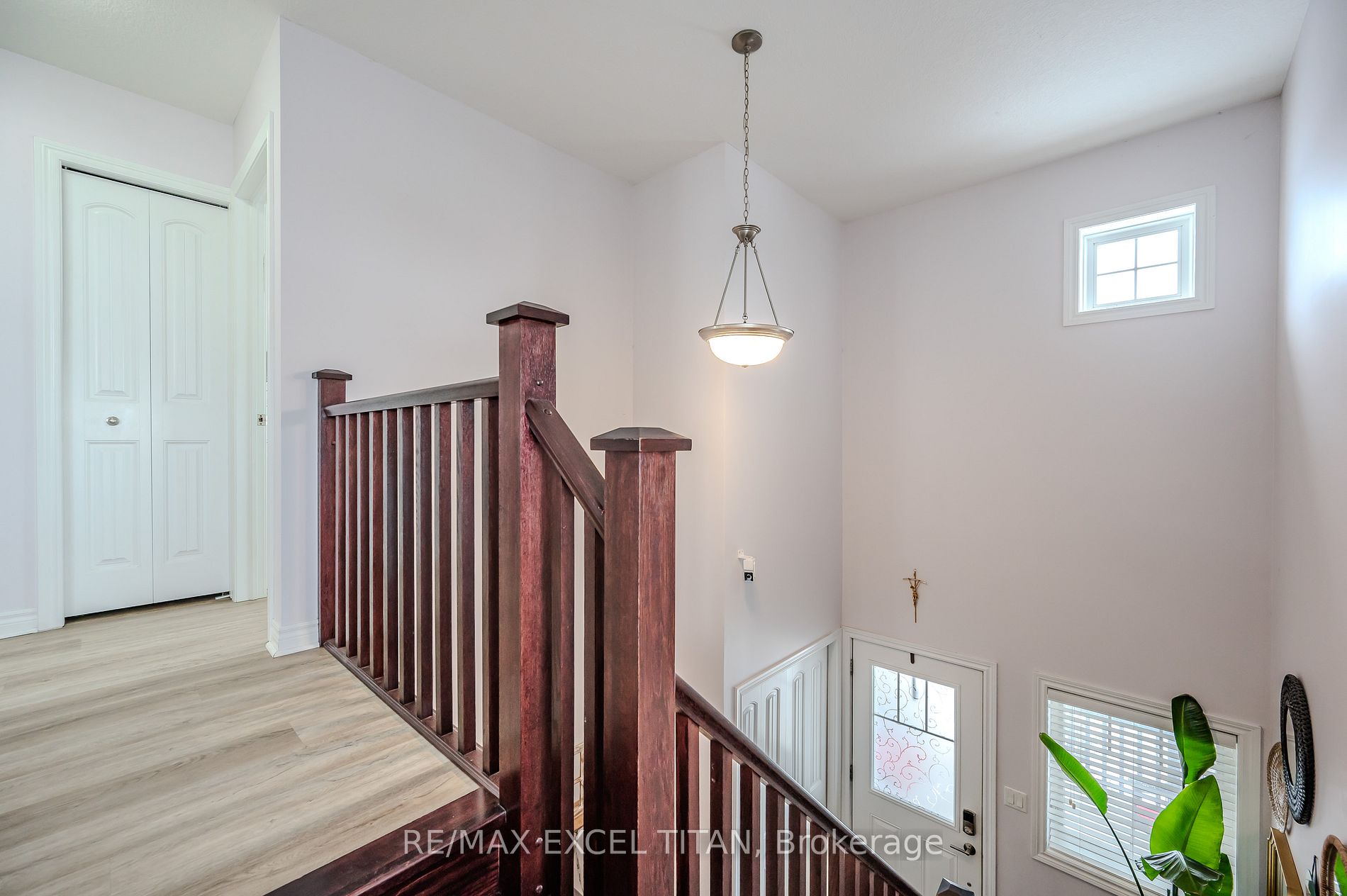 561 Isaiah Cres