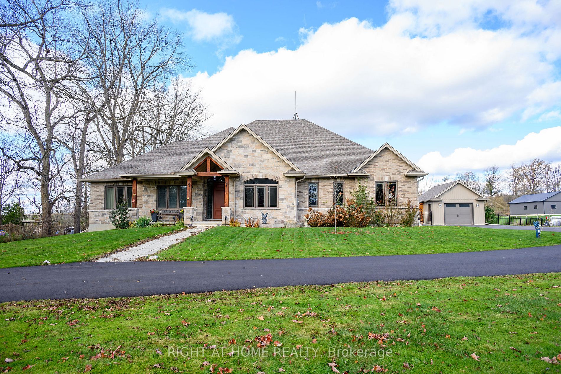 1897 W Concession 8 Rd