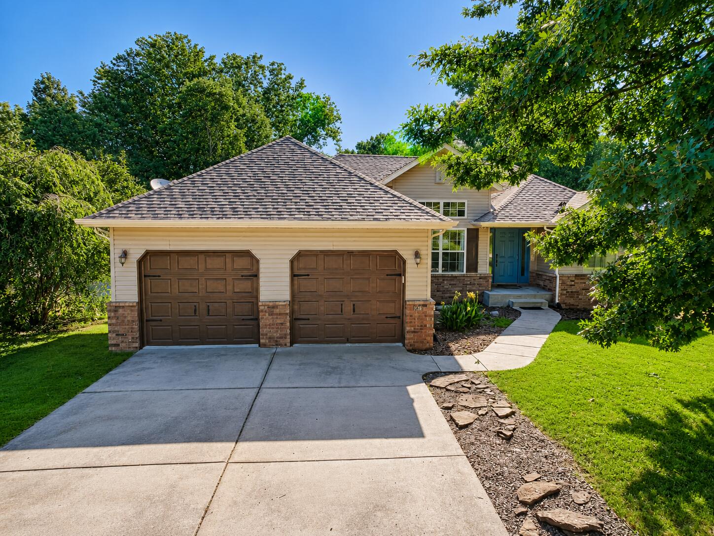 126 N Julie Drive
