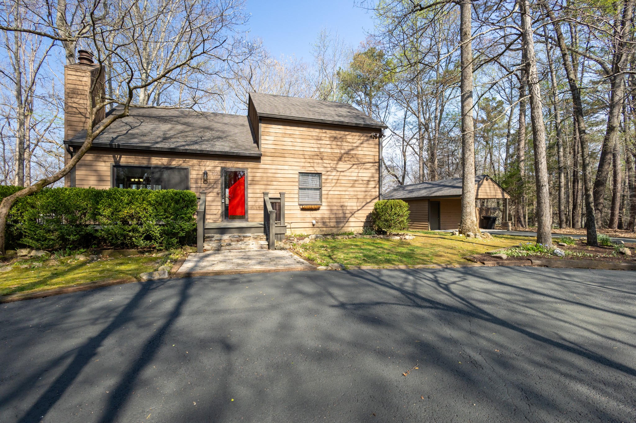 105 Woodmont Dr — sold