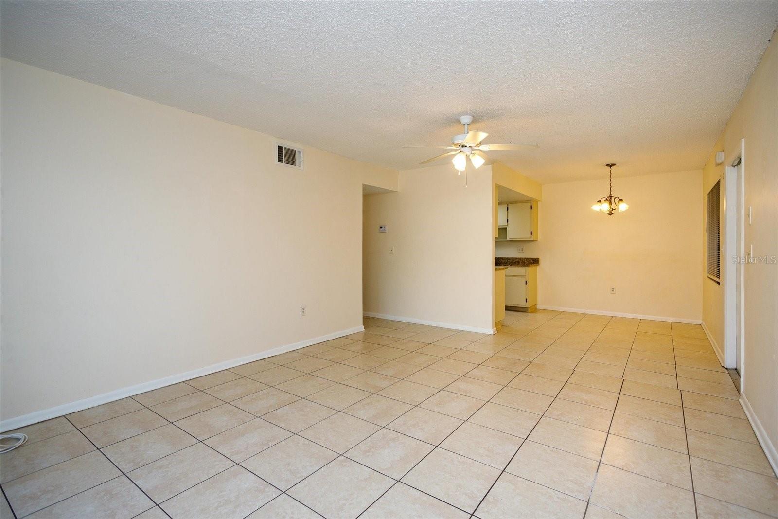 5013 Vineland Road 108