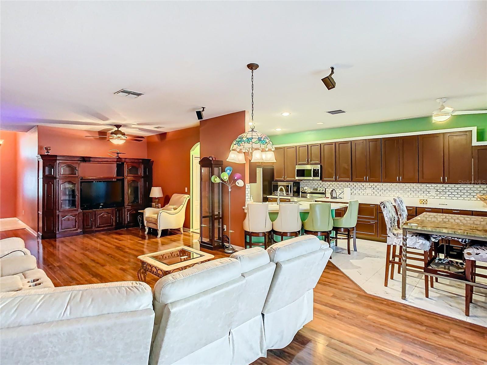 417 Kings Path Drive