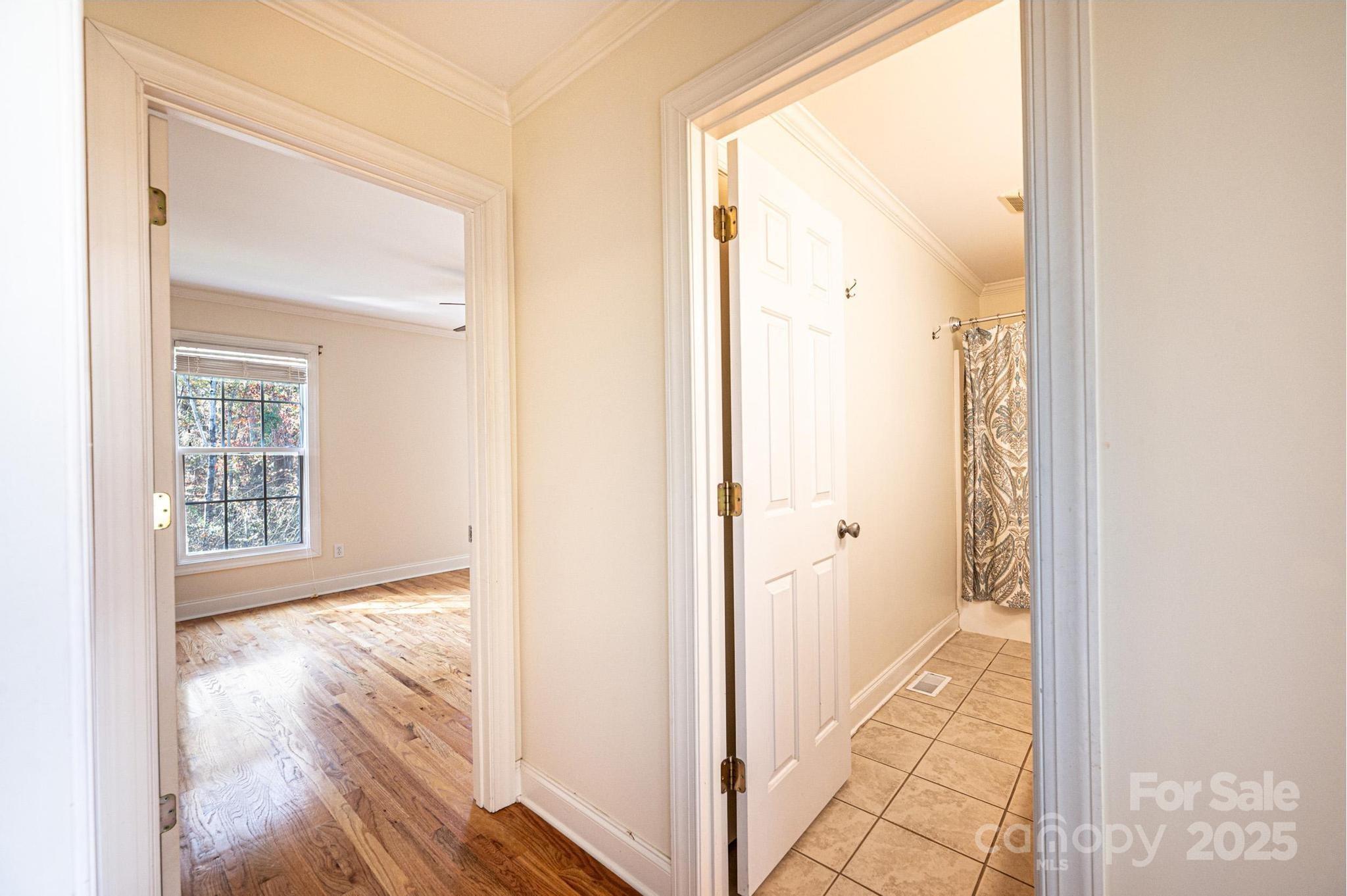 1436 20th Avenue Place NE