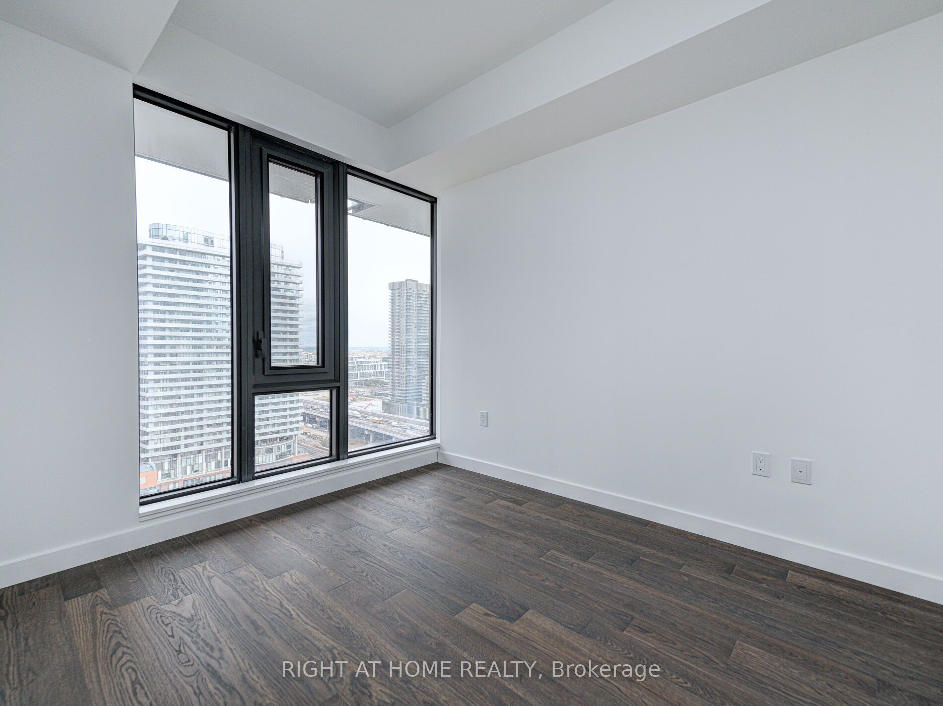 2A Church St 2211