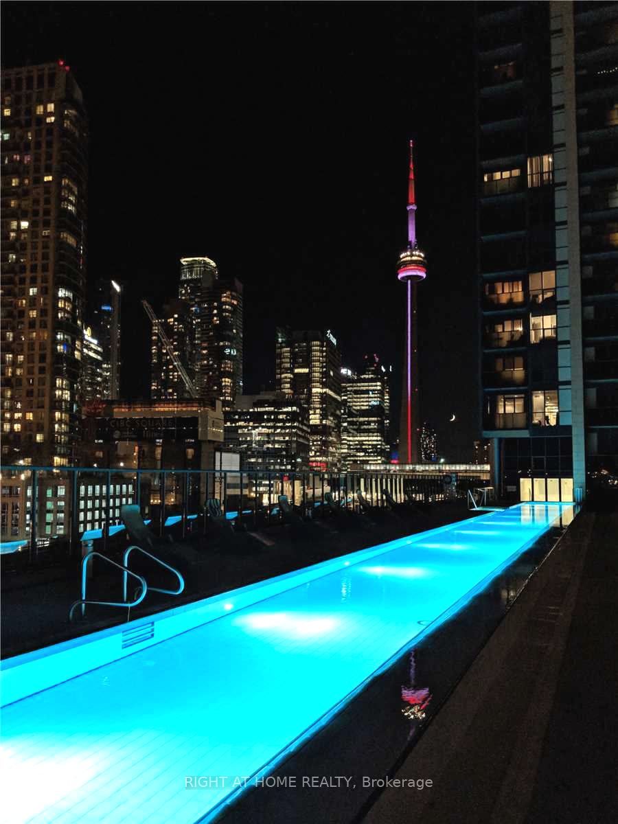 1 The Esplanade Dr 1708