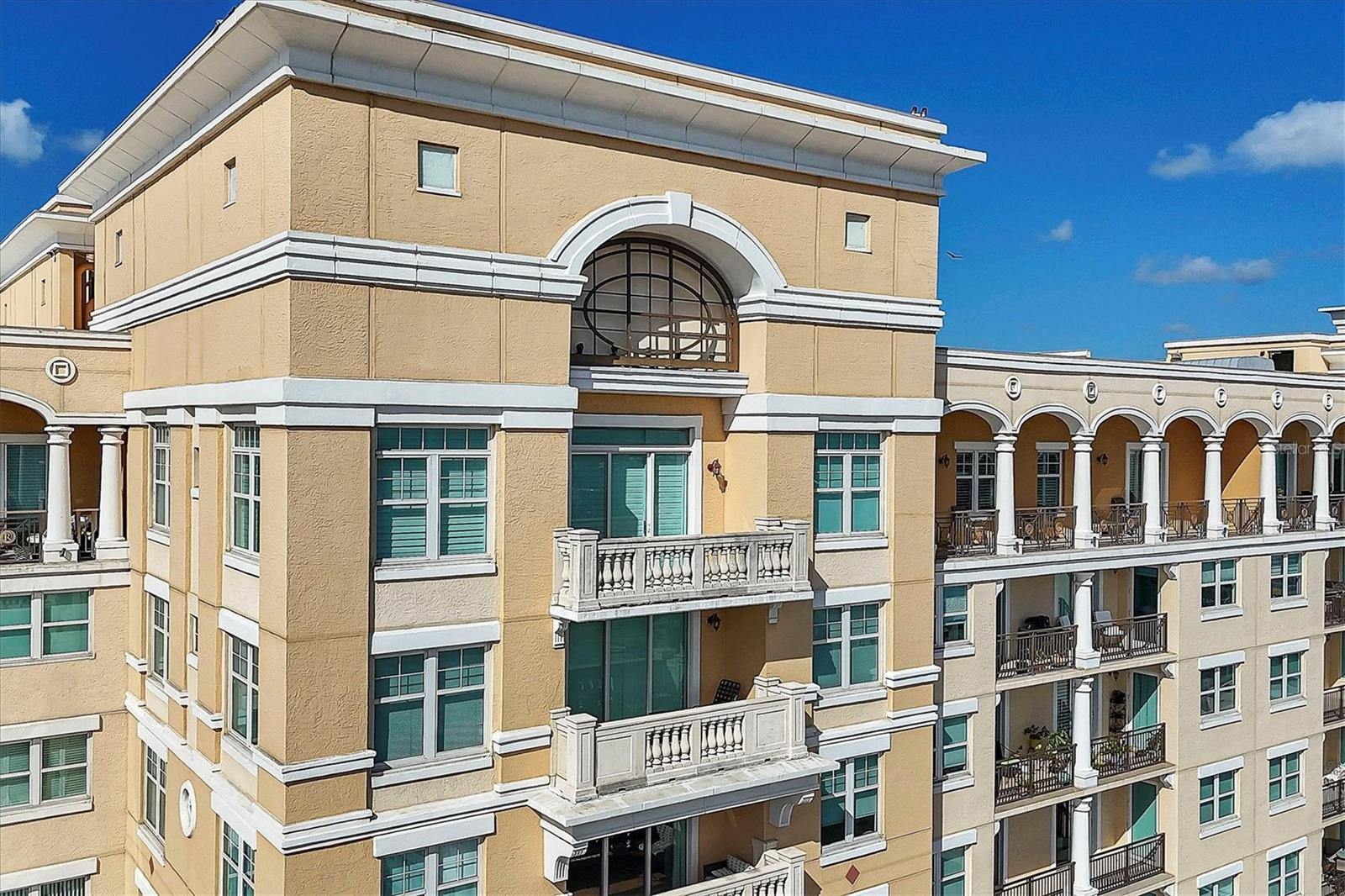 750 N Tamiami Trail PH6