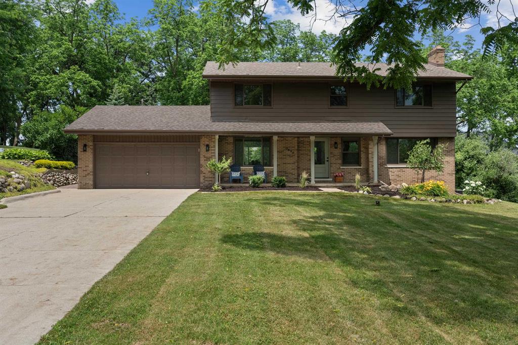 7533 Roberta Lane