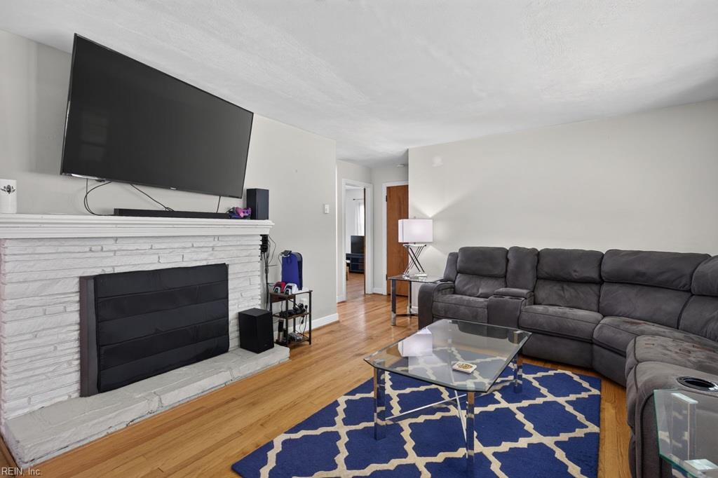 2708 Heutte Drive