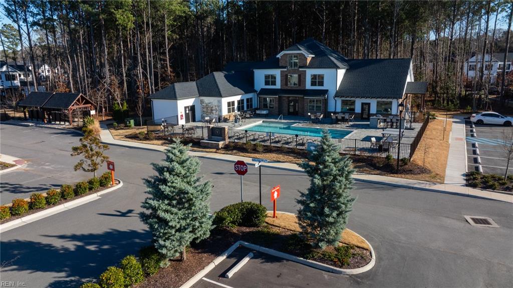 MM Amelia @ Villages At Bartlett Station