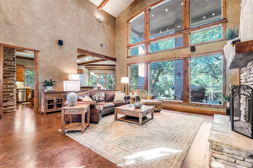 2403 Amberleaf Court