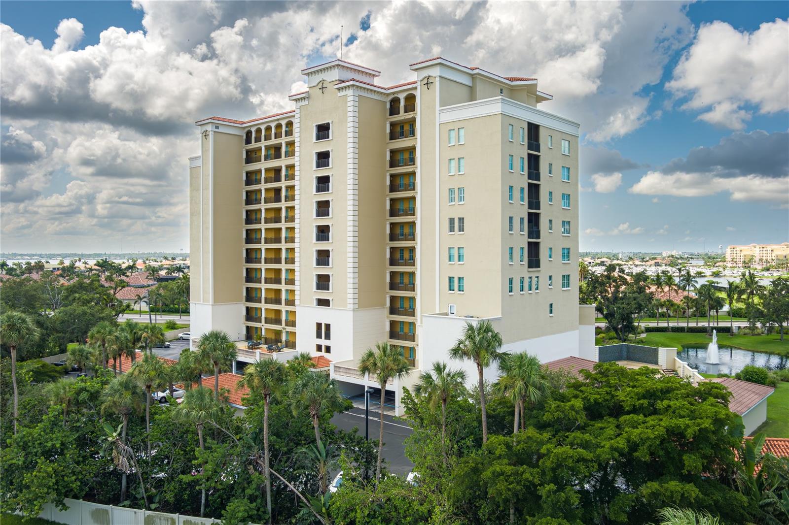 501 Haben Boulevard 605