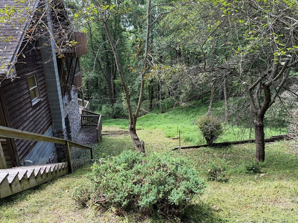 102 Overland Trail