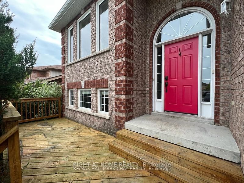 31 Forest Dale Dr Lower L