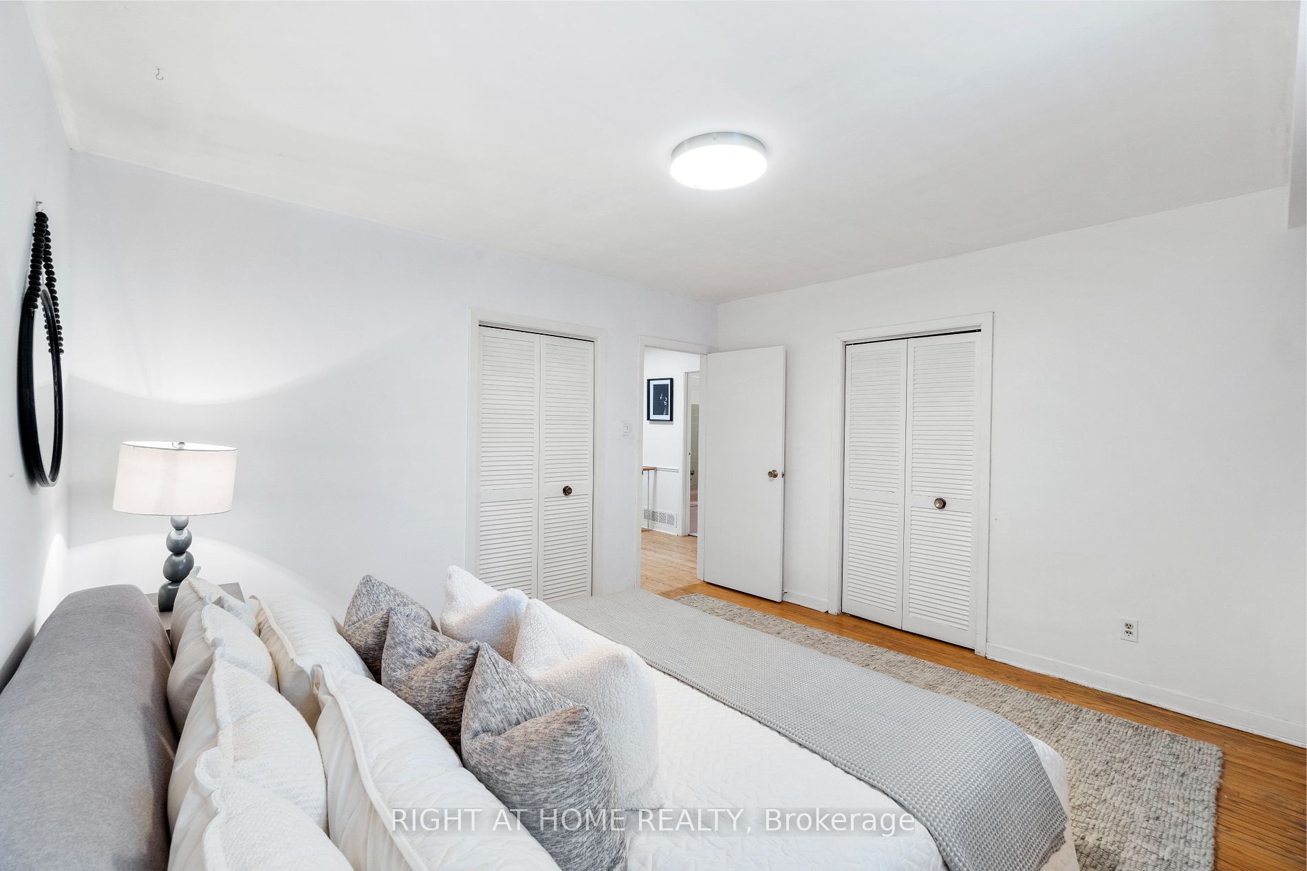 19 Waring Crt