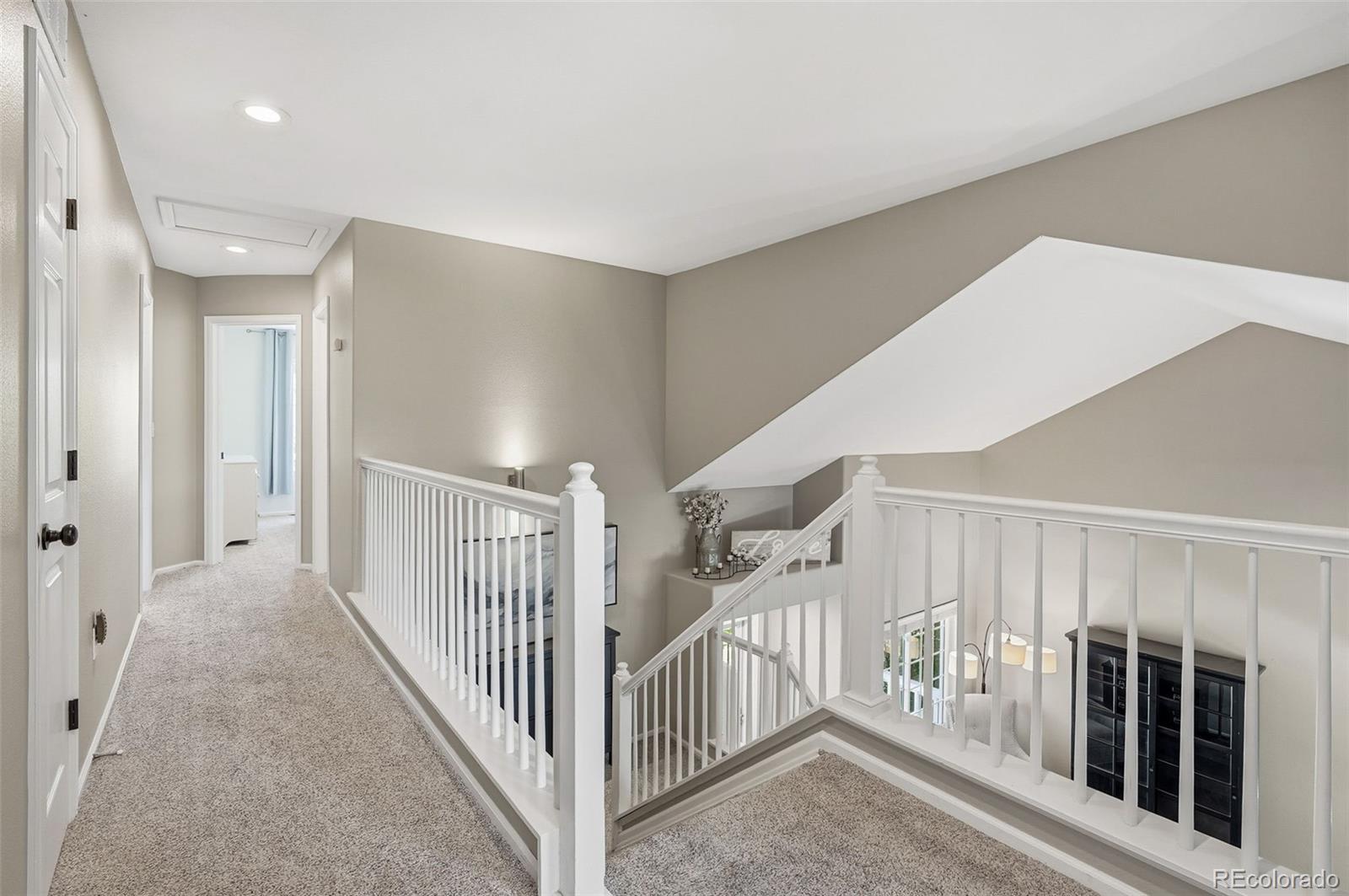 9577 High Cliffe Street