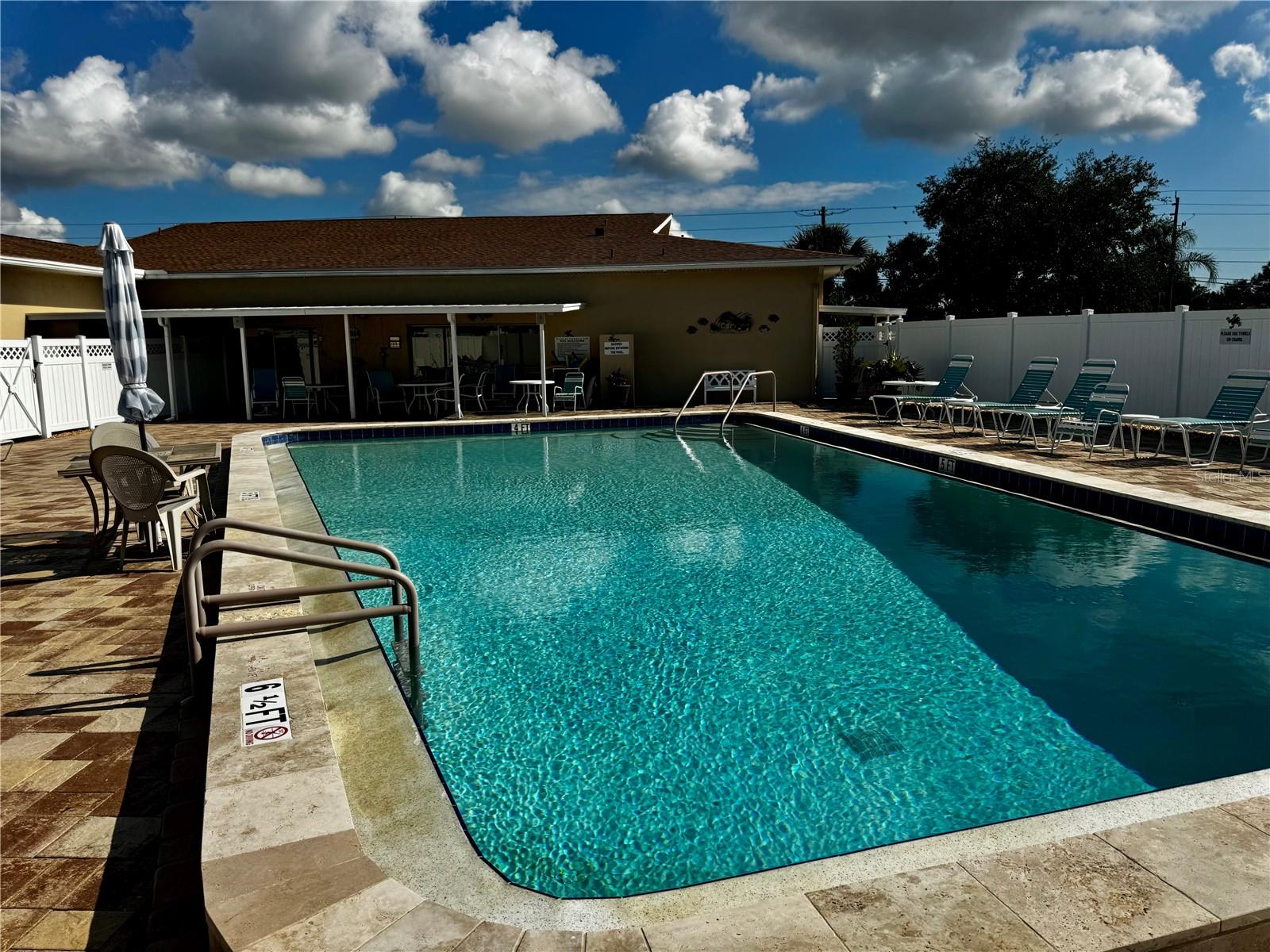 5619 Bayshore Road 142