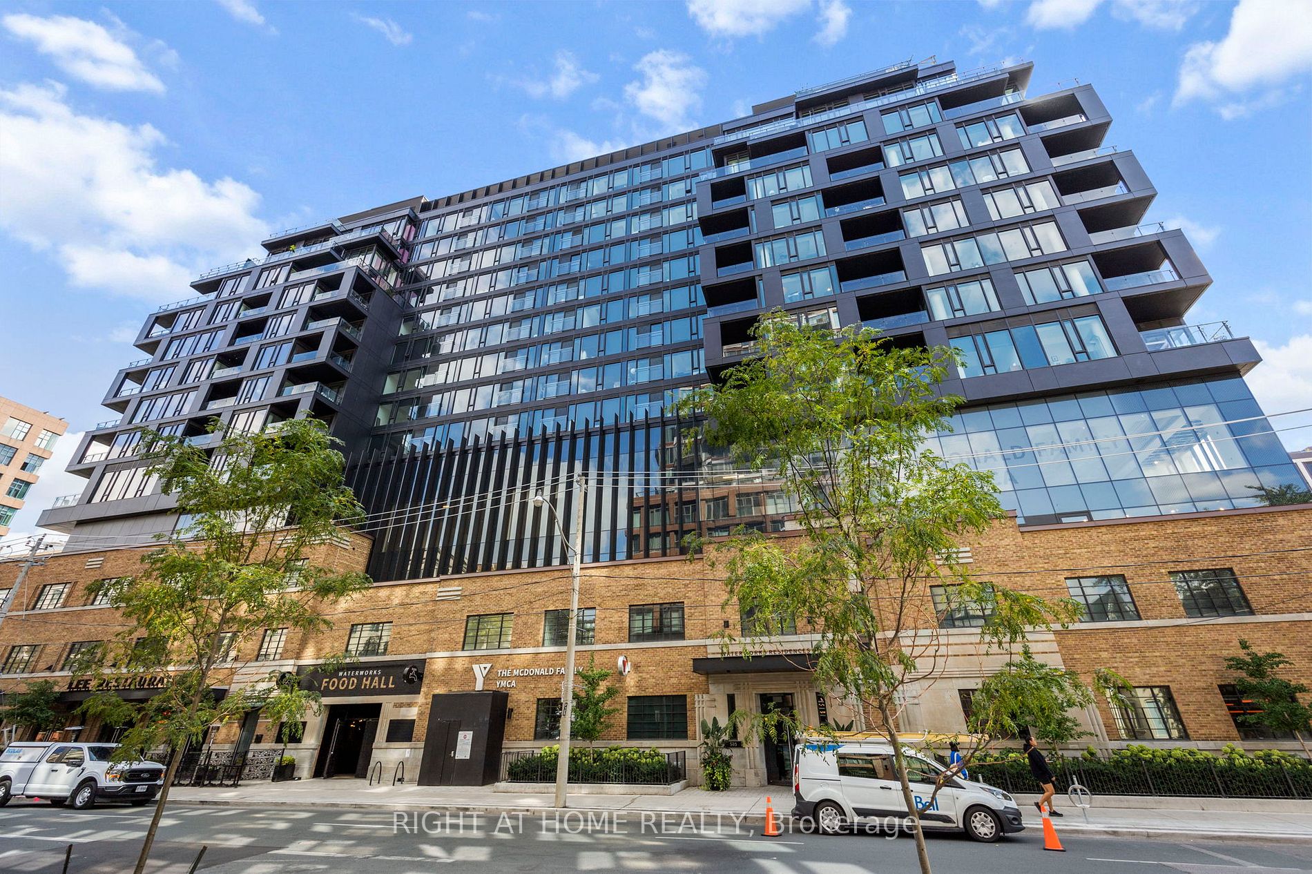 505 W Richmond St 1313