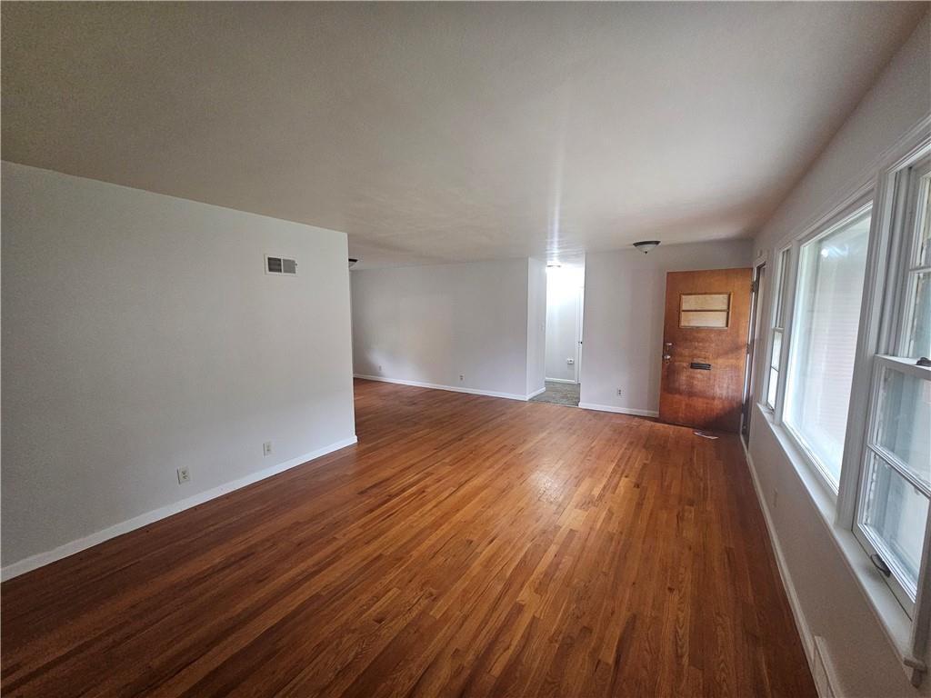 800 - 802 E 75th Terrace