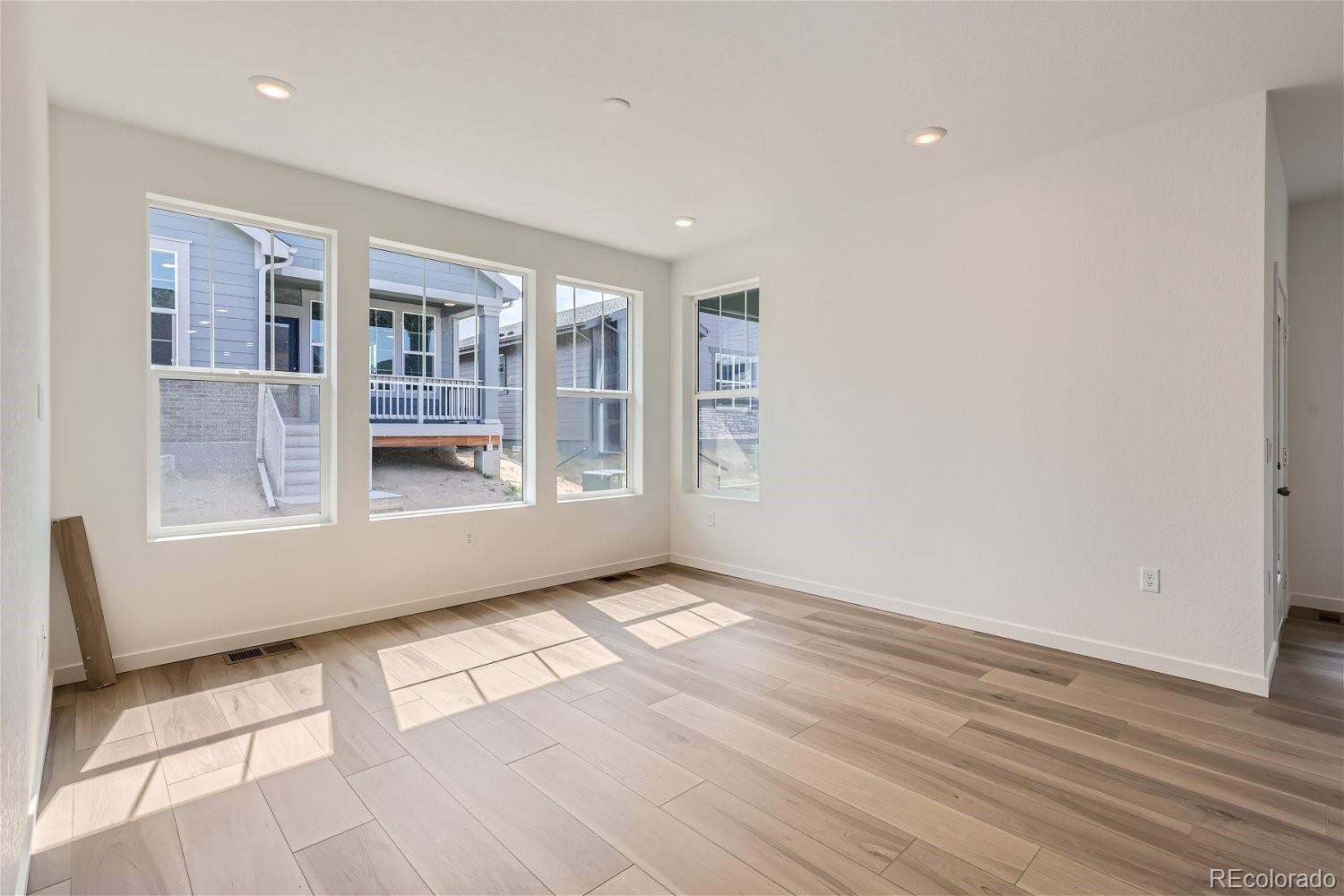 5164 N Quemoy Street