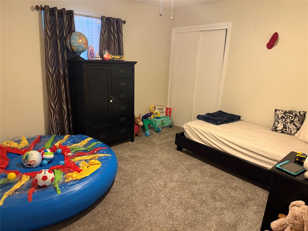 110 S Hickory Avenue