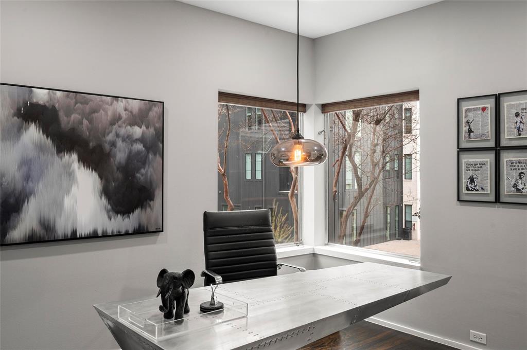 5205 Capitol Avenue 9