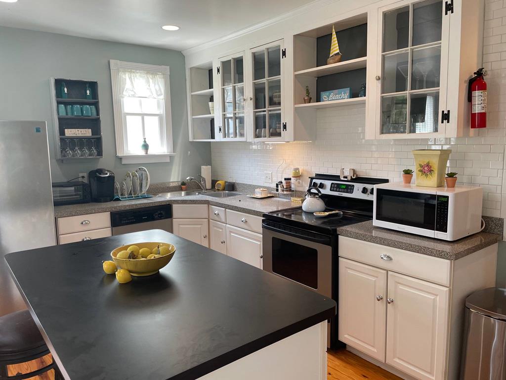 405 Randolph Ave 486
