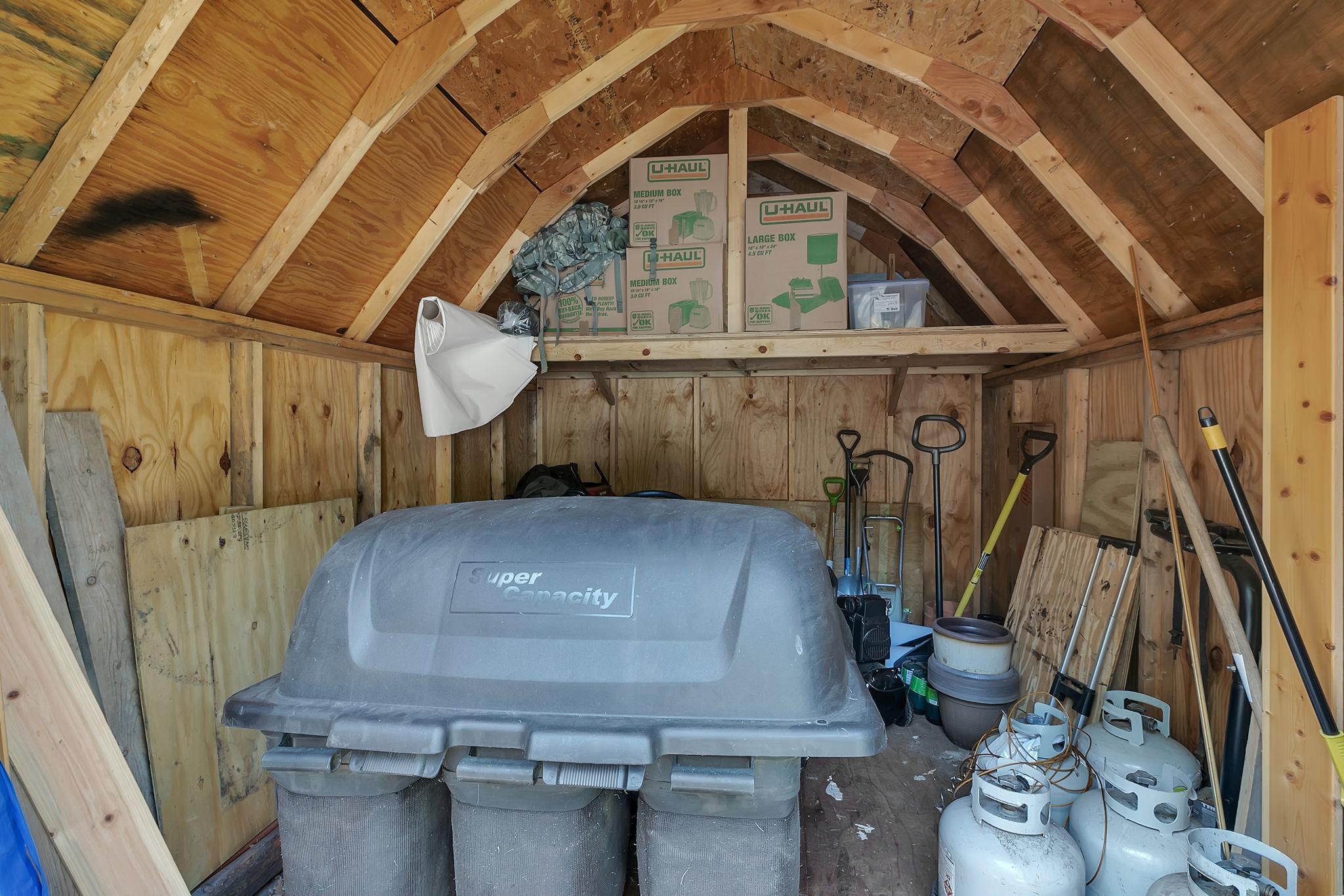 2021 Hillcrest Drive