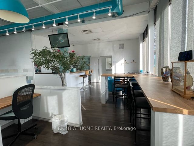 30 A&B Fordhouse Blvd